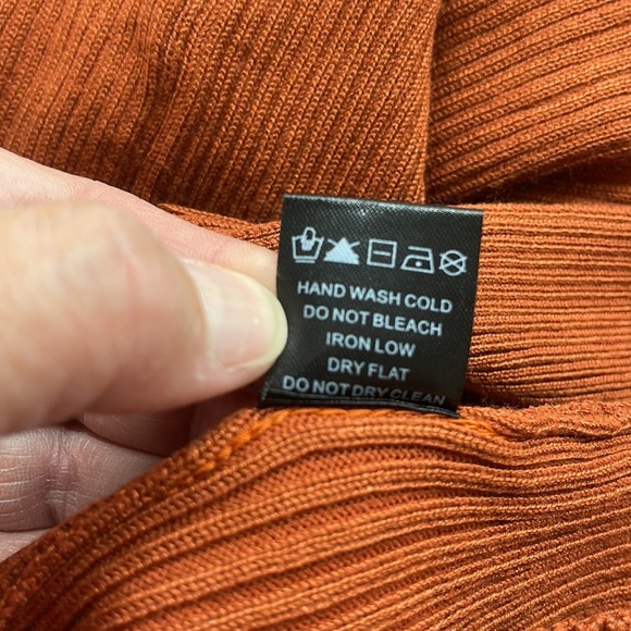 Haute Monde NWT Burnt Orange Knit Long Sleeve Sweater Bodycon Midi Dress - Picture 9 of 9